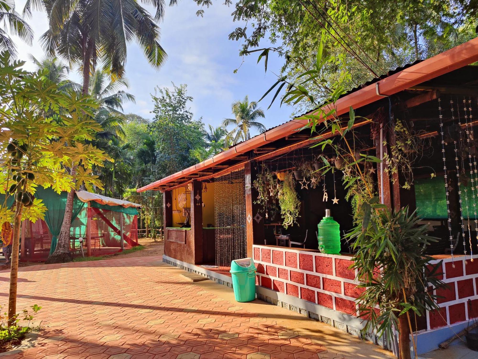 Hotel Artkarna Gokarna  Esterno foto